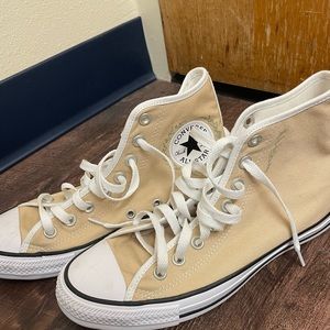 Custom Converse - Flower Details